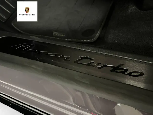 Porsche Macan Turbo