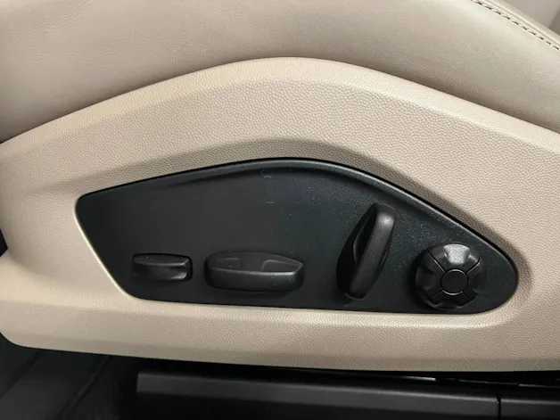 PORSCHE Macan Turbo