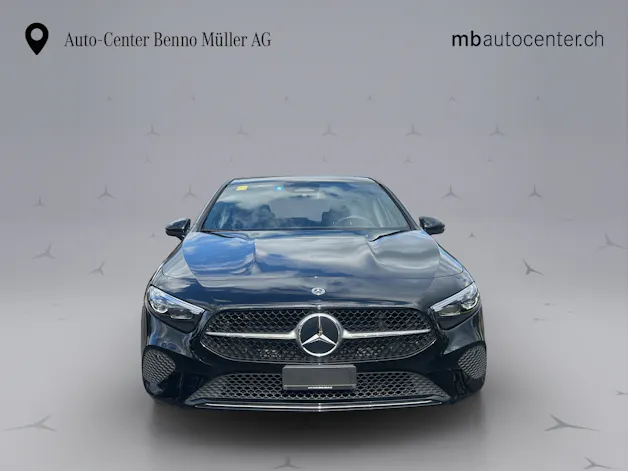 MERCEDES-BENZ A 180 Progressive