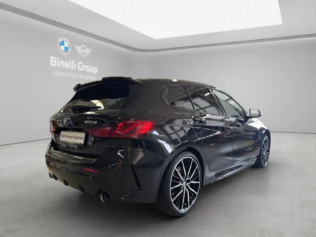 BMW 120d xDrive SAG
