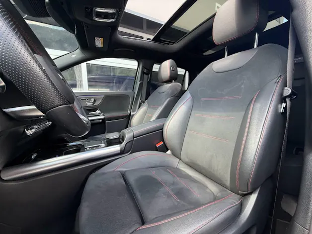 Mercedes-Benz EQA 350 Swiss Star AMG Line 4matic - CH