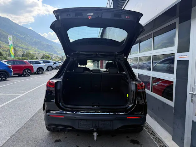 Mercedes-Benz EQA 350 Swiss Star AMG Line 4matic - CH