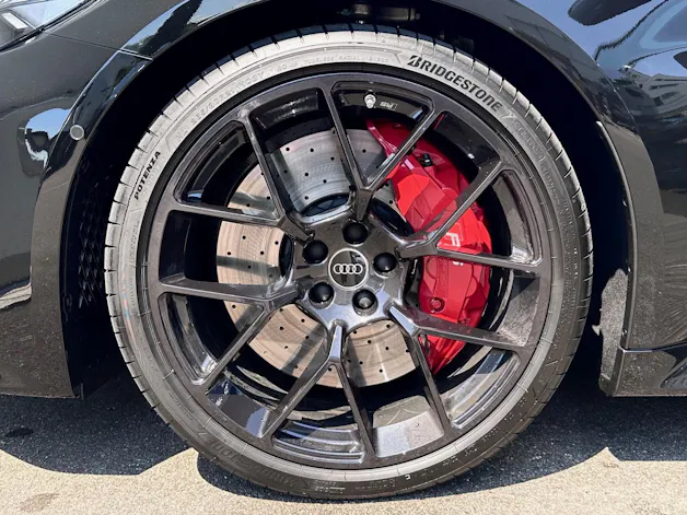 Audi RS 5 Avant TFSI 470 kW Tiptronic quattro