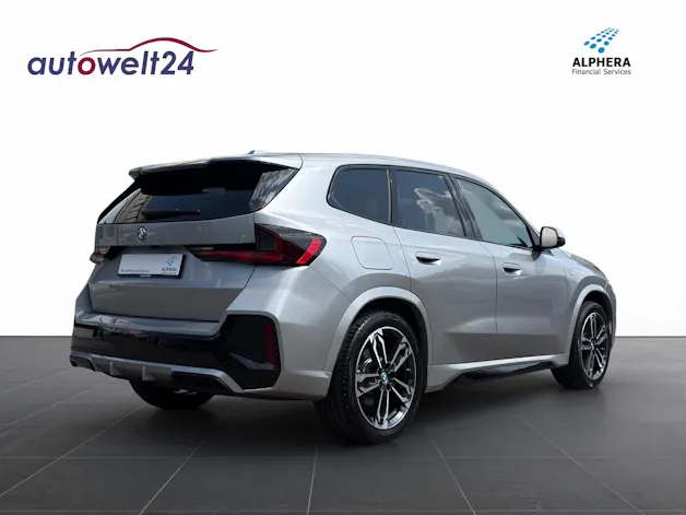 BMW iX1 xDrive 30 M Sport