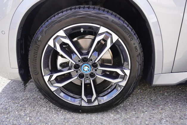 BMW iX1 xDrive 30 M Sport