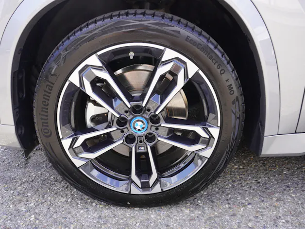 BMW iX1 xDrive 30 M Sport