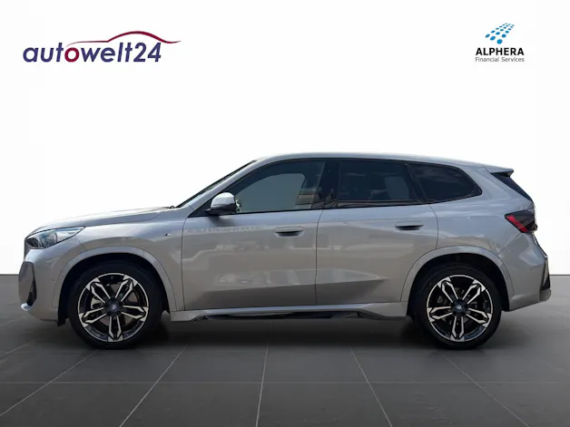 BMW iX1 xDrive 30 M Sport
