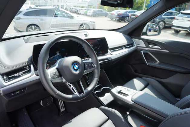 BMW iX1 xDrive 30 M Sport