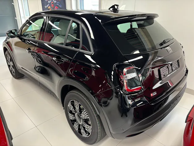 Fiat 600h Mild Hybrid Icon Swiss Edition