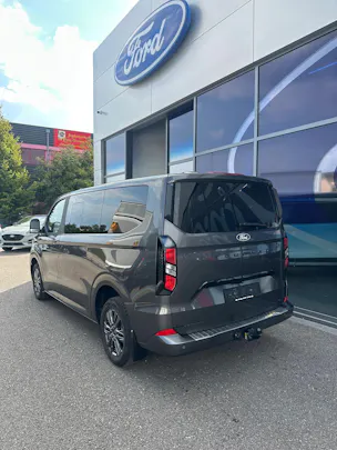 FORD Tourneo Custom 320 L1 2.0 EcoBlue 170 Titanium