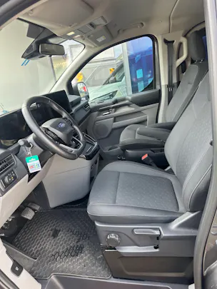 FORD Tourneo Custom 320 L1 2.0 EcoBlue 170 Titanium