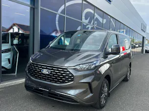 FORD Tourneo Custom 320 L1 2.0 EcoBlue 170 Titanium