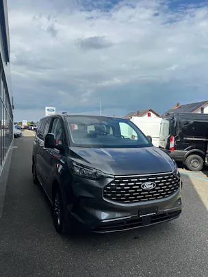 FORD Tourneo Custom 320 L1 2.0 EcoBlue 170 Titanium