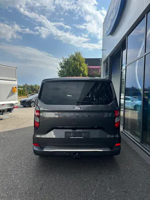 FORD Tourneo Custom 320 L1 2.0 EcoBlue 170 Titanium
