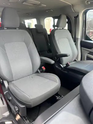 FORD Tourneo Custom 320 L1 2.0 EcoBlue 170 Titanium