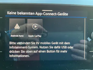 VW Taigo 1.5 TSI R-Line *** BLACK STYLE DESIGN MIT ANHÄNGERKUPPLUNG ***