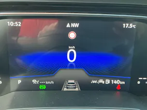 VW Taigo 1.5 TSI R-Line *** BLACK STYLE DESIGN MIT ANHÄNGERKUPPLUNG ***