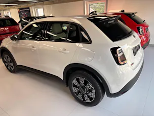 FIAT 600h Mild Hybrid Icon Swiss Edition