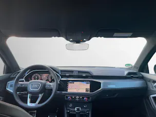 AUDI Q3 45 TFSI quattro S-tronic