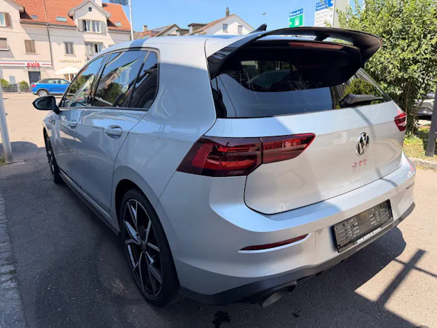 VW Golf GTI Clubsport *** BLACK STYLE MIT AKRAPOVIC SPORTAUSPUFF ***