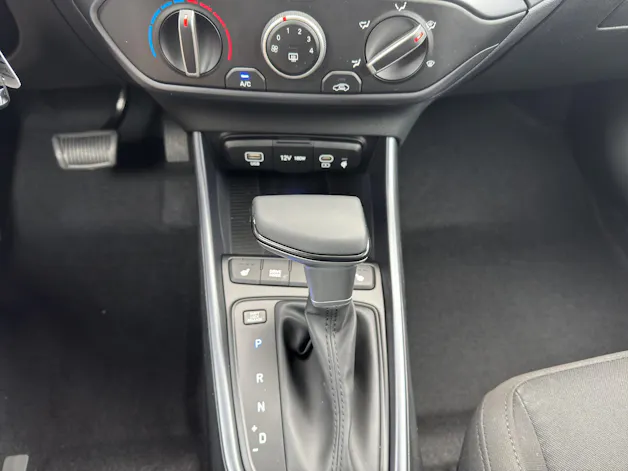 Hyundai i20 1.0 T-GDi Amplia DCT