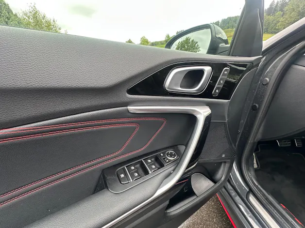 Kia ProCeed 1.6 T-GDi GT DCT