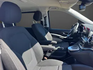 MERCEDES-BENZ EQV 300
