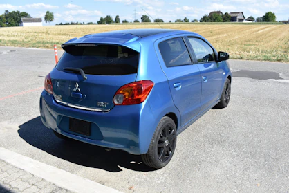MITSUBISHI SPACE STAR 7