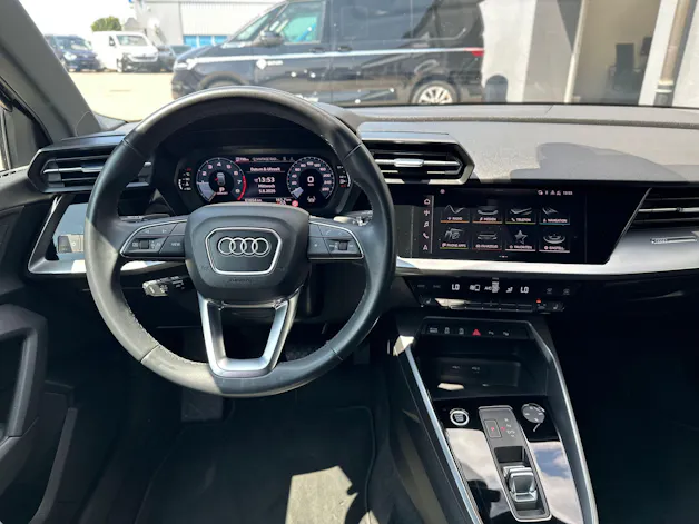 Audi A3 Sportback 35 TFSI S line Attraction S-tronic