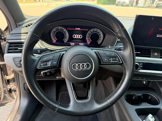 Audi A4 Avant 40 TDI S line quattro S-tronic