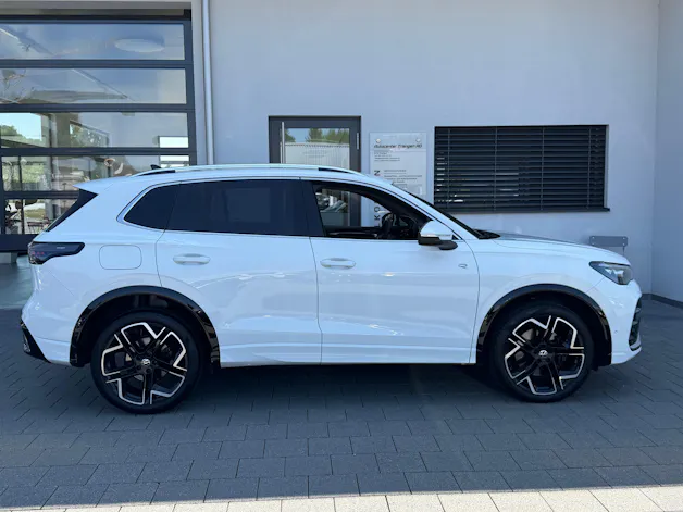 VW Tiguan 2.0 TDI SCR R-Line 4Motion DSG