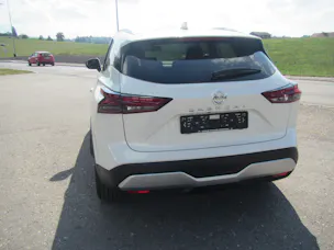 Nissan Qashqai 1.3 DIG-T MHEV Premiere Edition Xtronic