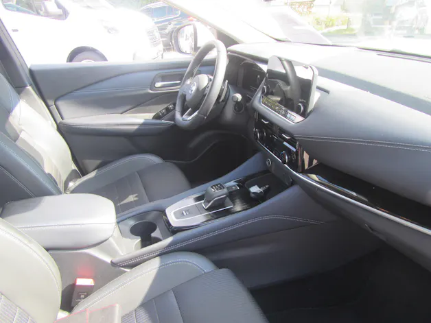 Nissan Qashqai 1.3 DIG-T MHEV Premiere Edition Xtronic