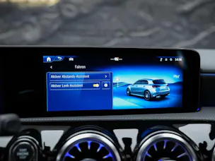 Mercedes-Benz A 35 AMG 4Matic 8G-DCT *Panorama*Assistenten*Multibeam-LED*