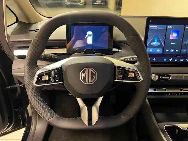 MG 4 EV Urban 54kWh Premium