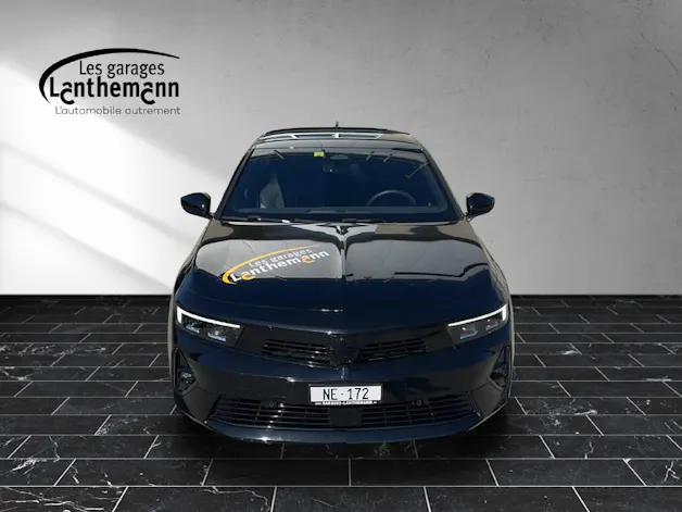 Opel Astra 1.2i Turbo Swiss Plus A