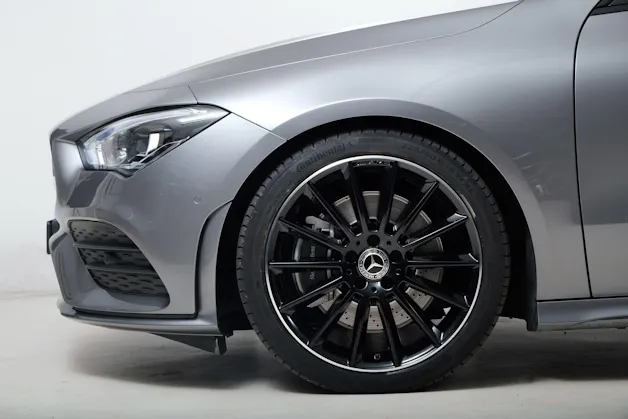 Mercedes-Benz CLA Shooting Brake 250 4Matic 7G-DCT AMG Line