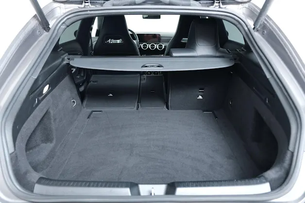 Mercedes-Benz CLA Shooting Brake 250 4Matic 7G-DCT AMG Line