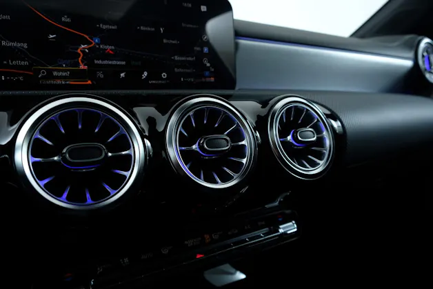 Mercedes-Benz CLA Shooting Brake 250 4Matic 7G-DCT AMG Line