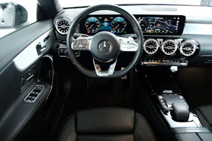 Mercedes-Benz CLA Shooting Brake 250 4Matic 7G-DCT AMG Line
