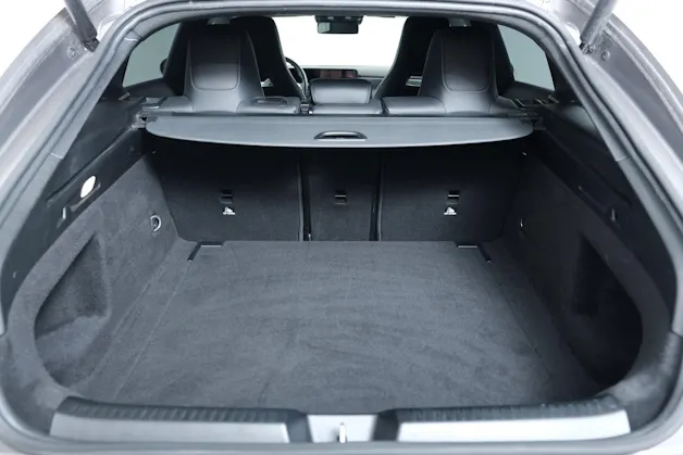 Mercedes-Benz CLA Shooting Brake 250 4Matic 7G-DCT AMG Line