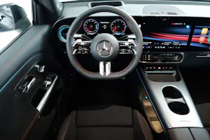 MERCEDES-BENZ GLB 220 4Matic 8G-Tronic