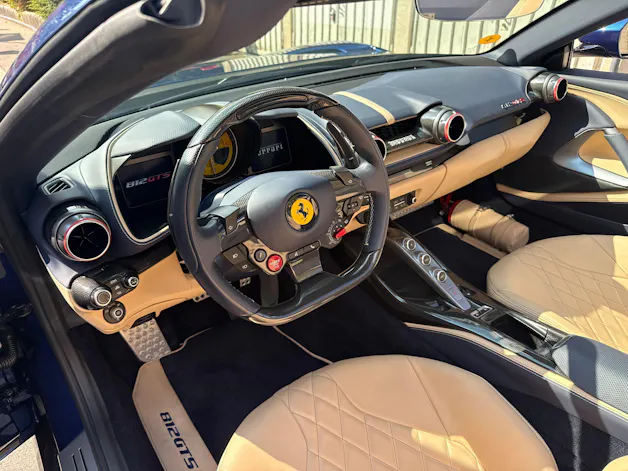 Ferrari 812 GTS