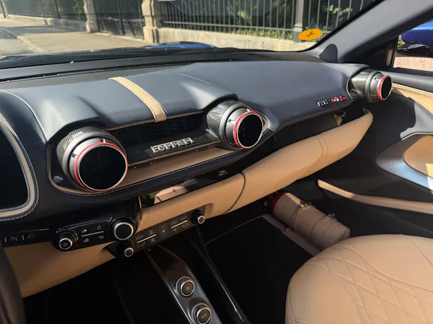 Ferrari 812 GTS
