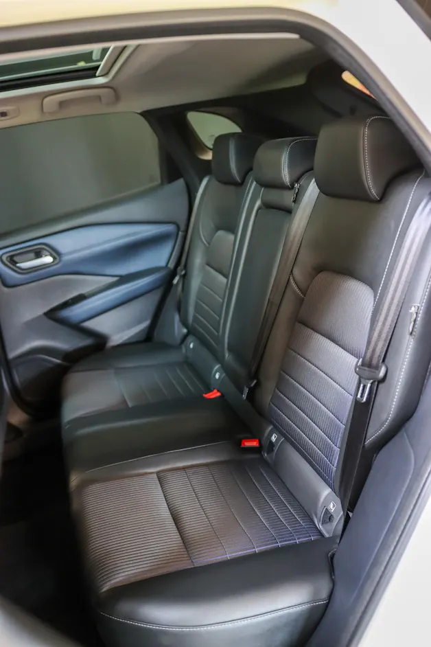 Nissan Qashqai 1.3 DIG-T MHEV Premiere Edition Xtronic