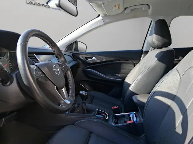 Opel Grandland X 1.2i TP Ultimate