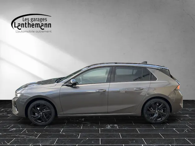 Opel Astra 1.2i Turbo Swiss Plus