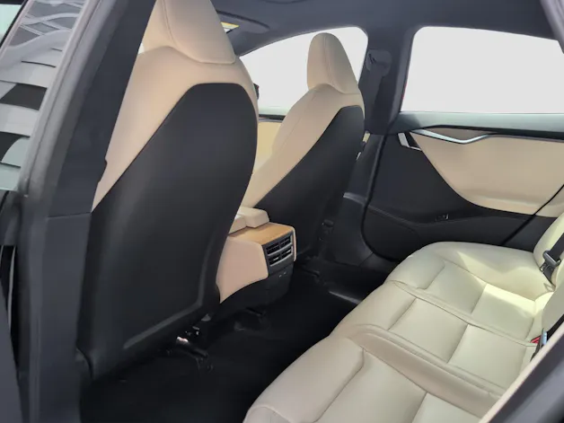 Tesla Model S Maximale-Reichweite