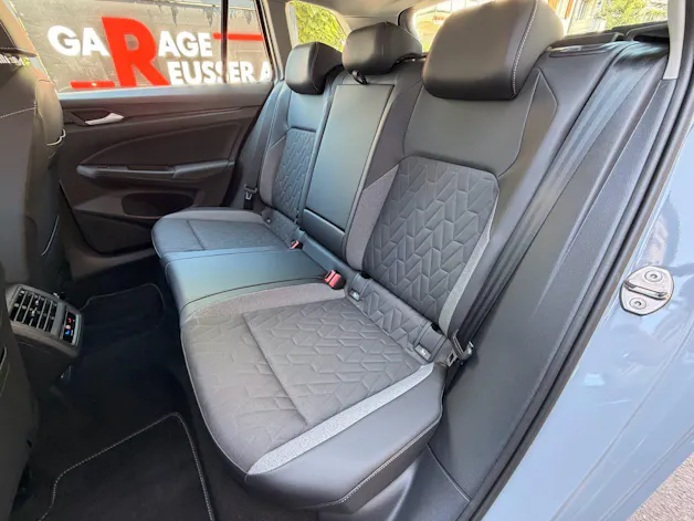 VW Golf Variant 1.5 eTSI DSG 150 PS GOAL *** ANHÄNGEKUPPLUNG & 5 JAHRE VW WERKSGARANTIE ***