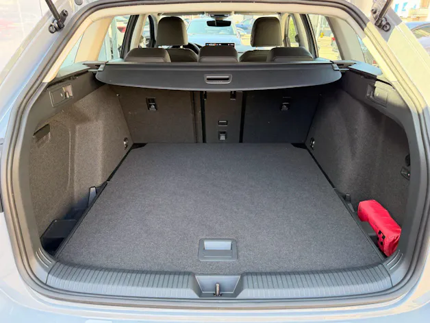 VW Golf Variant 1.5 eTSI DSG 150 PS GOAL *** ANHÄNGEKUPPLUNG & 5 JAHRE VW WERKSGARANTIE ***
